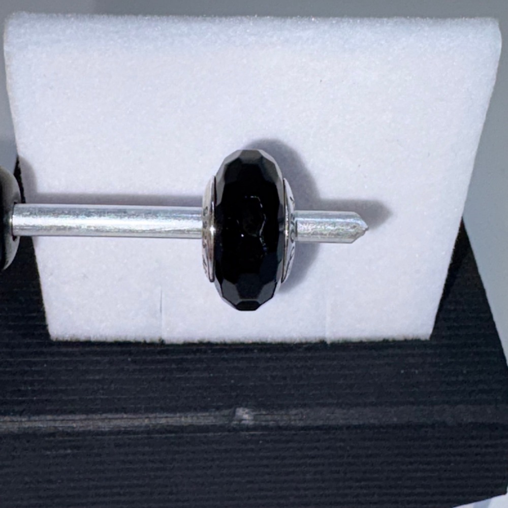 Pandora Fascinating black murano glass Bead Charm Sterling Silver S925